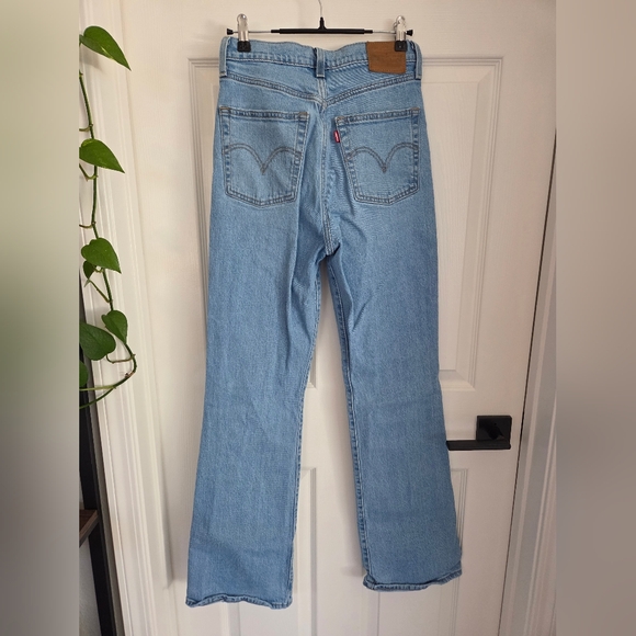 Levi's Ribcage Bootcut Jeans - Picture 2 of 5